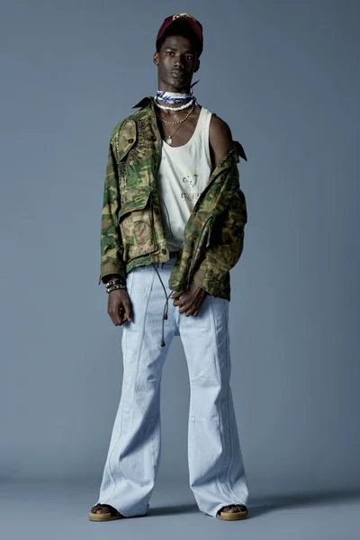 Look 25